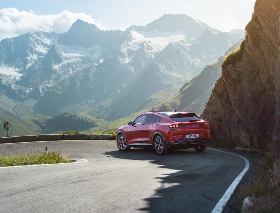 Ford Mustang Mach-E X 2020 года  (EU) (фото 10 из 67)
